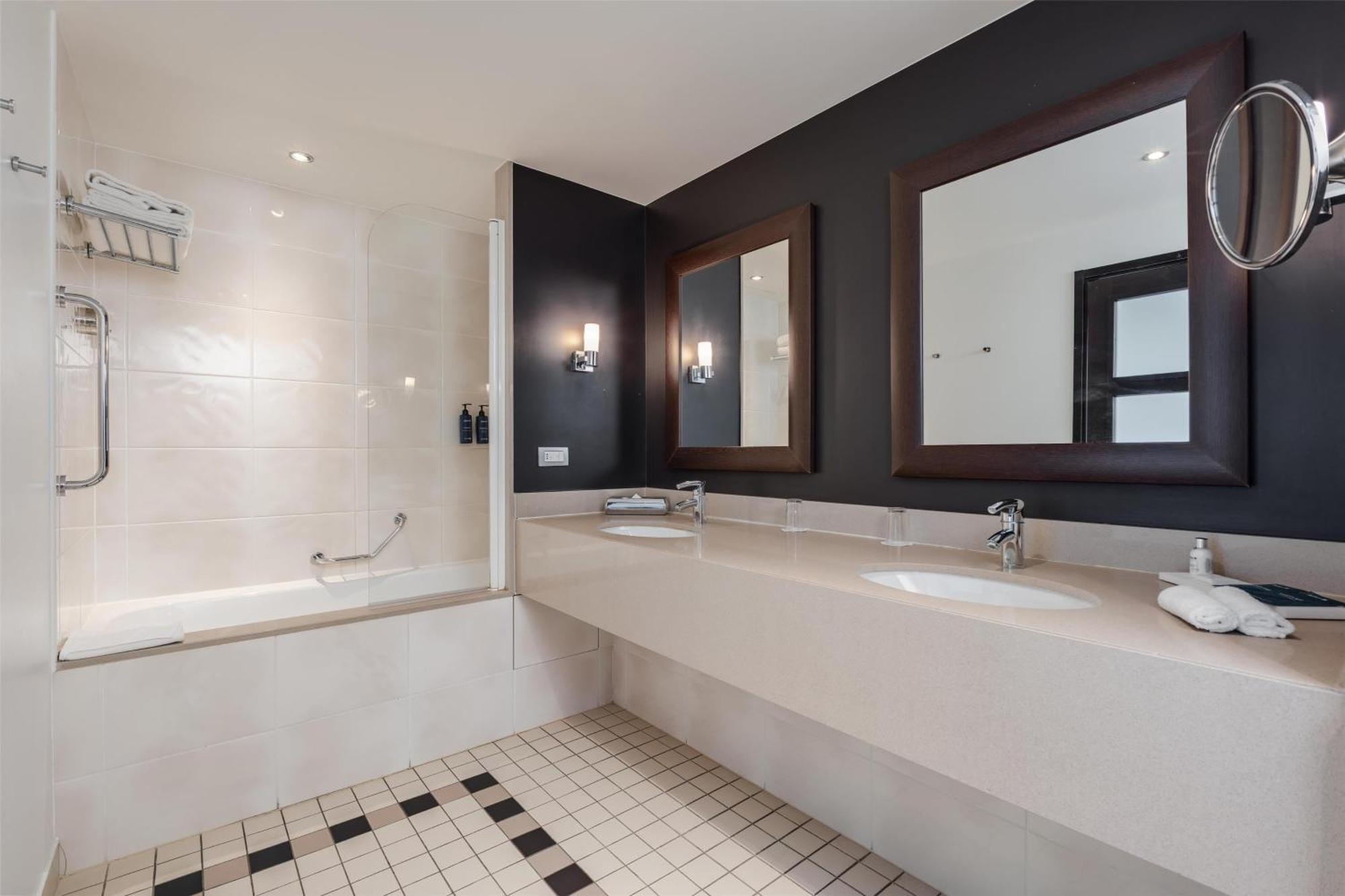 Radisson Blu Hotel, Paris Boulogne Exterior foto